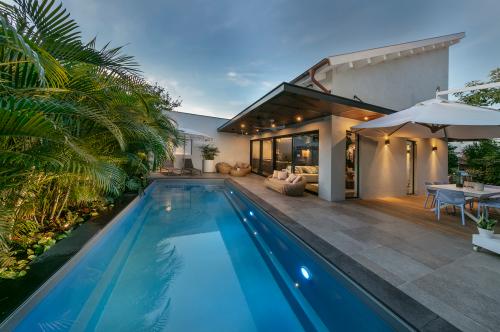 4f4953f31c1da954338c0fd81ab6ddfd_view 4f4953f31c1da954338c0fd81ab6ddfd_view